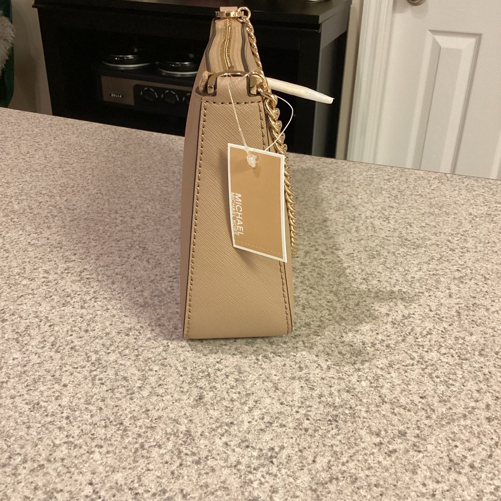 Michael Kors Tan Chain Jet Set Crossbody Bag - Picture 4 of 12